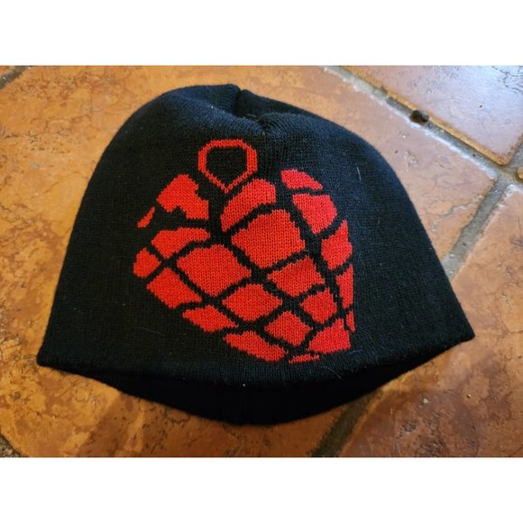 Green Day Logo - Heart Grenade - Embroidered Beanie - Picture 2 of 3